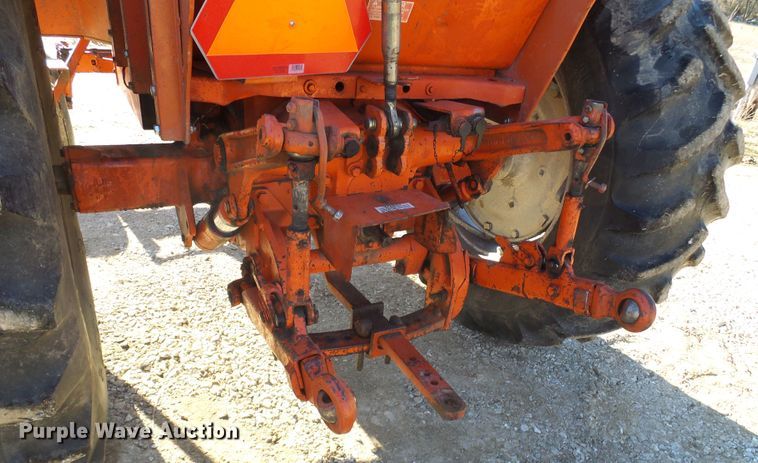 image for item DD1764 Allis Chalmers 200 tractor