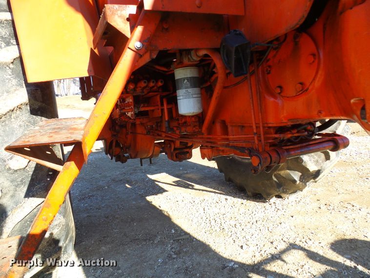 image for item DD1764 Allis Chalmers 200 tractor