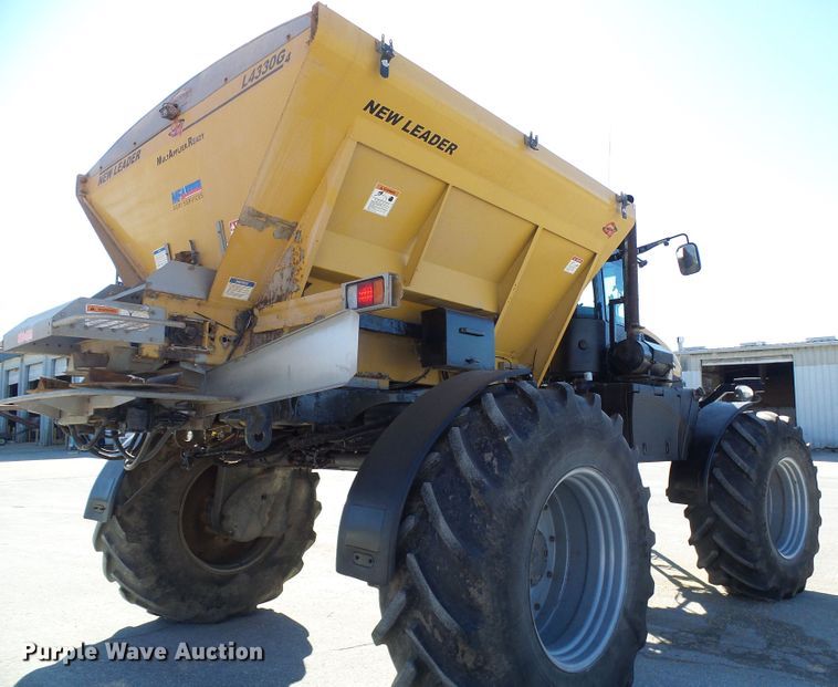 image for item DD1771 Ag-Chem RoGator RG1300 applicator