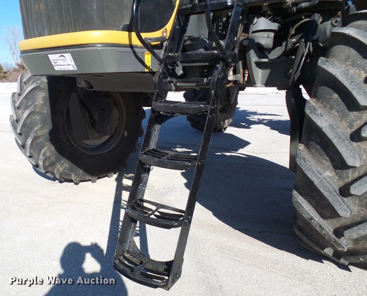 image for item DD1771 Ag-Chem RoGator RG1300 applicator