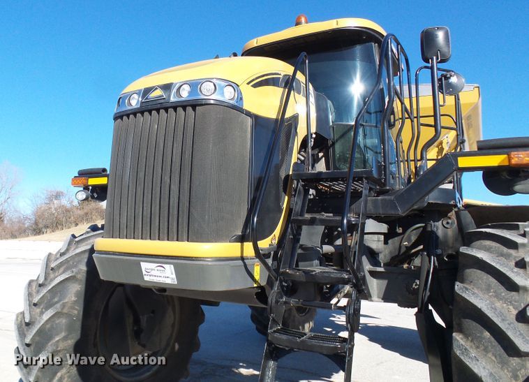 image for item DD1771 Ag-Chem RoGator RG1300 applicator