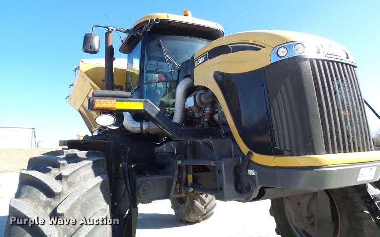 image for item DD1771 Ag-Chem RoGator RG1300 applicator