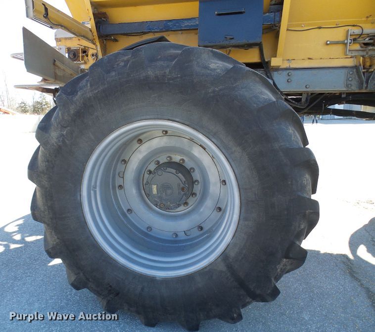 image for item DD1771 Ag-Chem RoGator RG1300 applicator