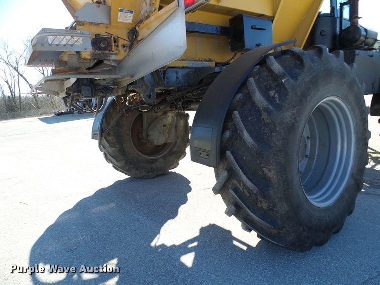 image for item DD1771 Ag-Chem RoGator RG1300 applicator