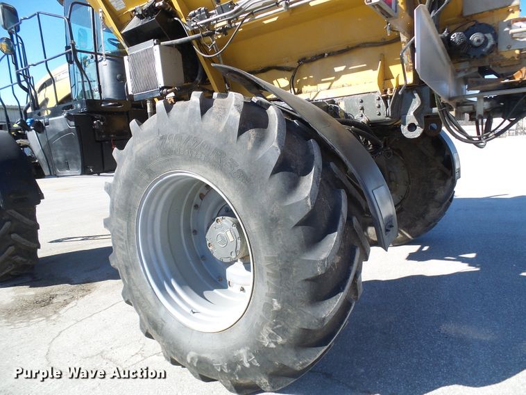 image for item DD1771 Ag-Chem RoGator RG1300 applicator