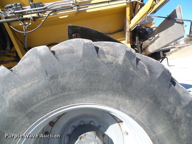 image for item DD1771 Ag-Chem RoGator RG1300 applicator