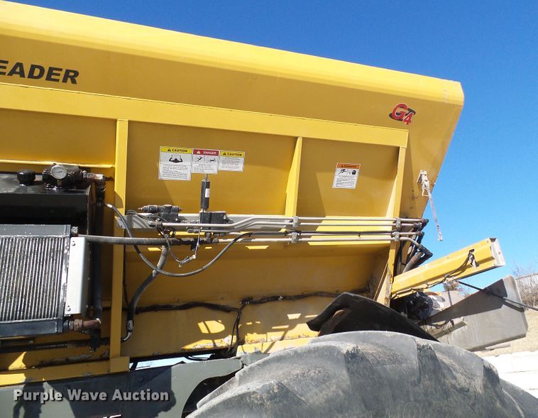 image for item DD1771 Ag-Chem RoGator RG1300 applicator