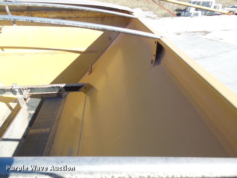 image for item DD1771 Ag-Chem RoGator RG1300 applicator