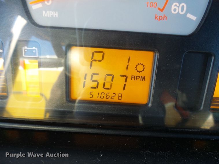 image for item DD1771 Ag-Chem RoGator RG1300 applicator