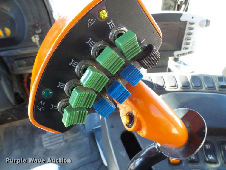 image for item DD1771 Ag-Chem RoGator RG1300 applicator