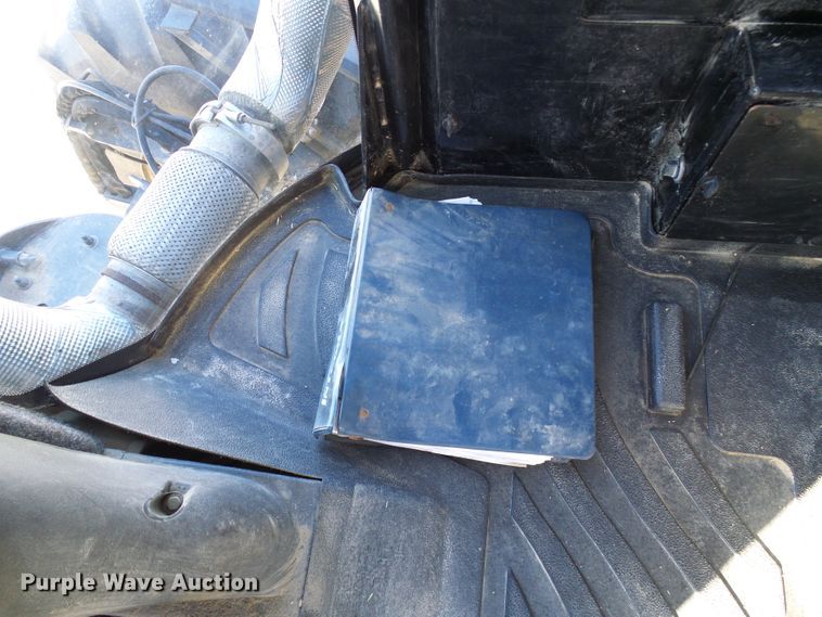 image for item DD1771 Ag-Chem RoGator RG1300 applicator