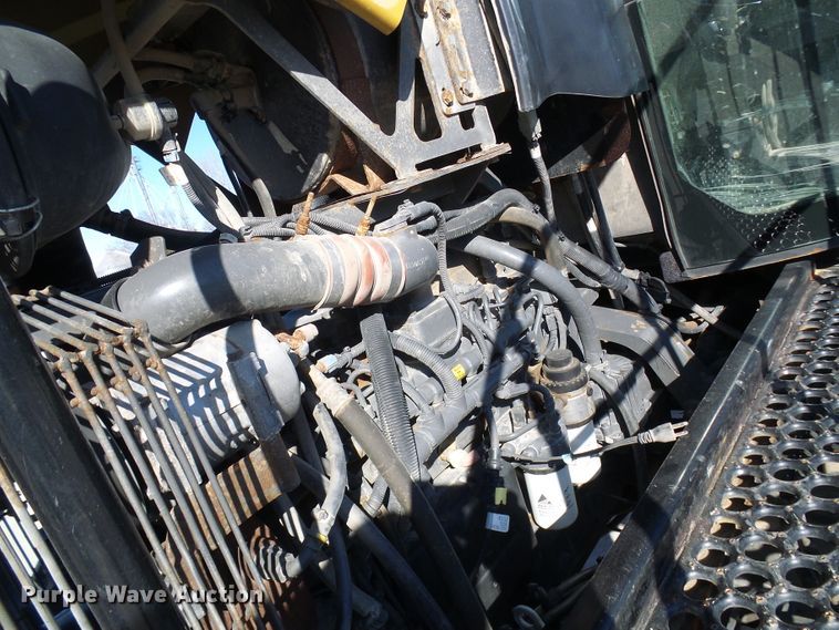 image for item DD1771 Ag-Chem RoGator RG1300 applicator