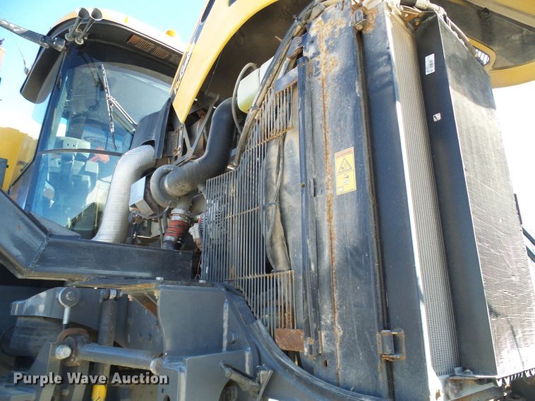 image for item DD1771 Ag-Chem RoGator RG1300 applicator