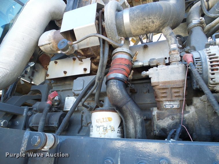 image for item DD1771 Ag-Chem RoGator RG1300 applicator