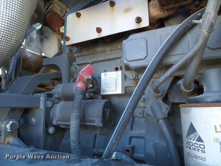 image for item DD1771 Ag-Chem RoGator RG1300 applicator