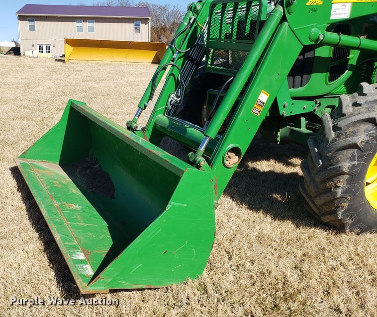 image for item DD2639 2009 John Deere 6430 Premium MFWD tractor