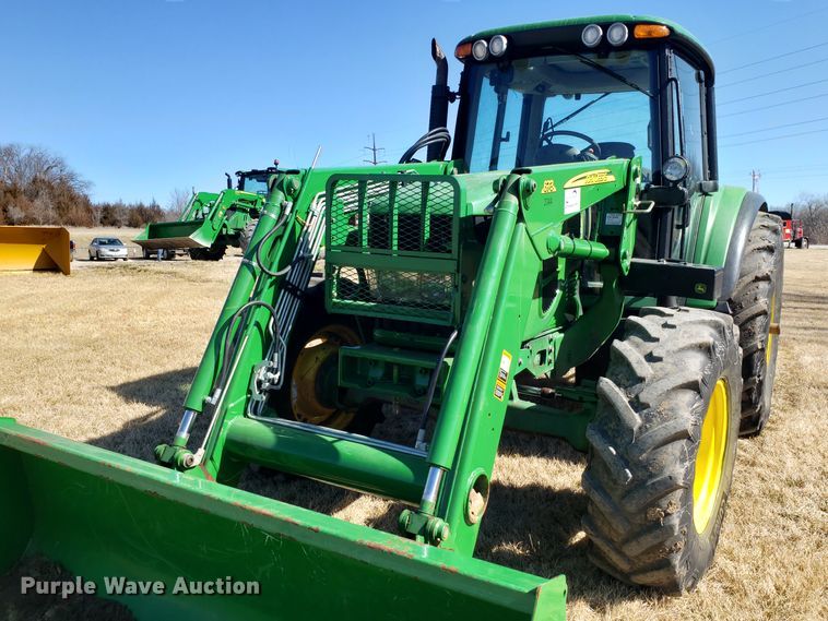 image for item DD2639 2009 John Deere 6430 Premium MFWD tractor