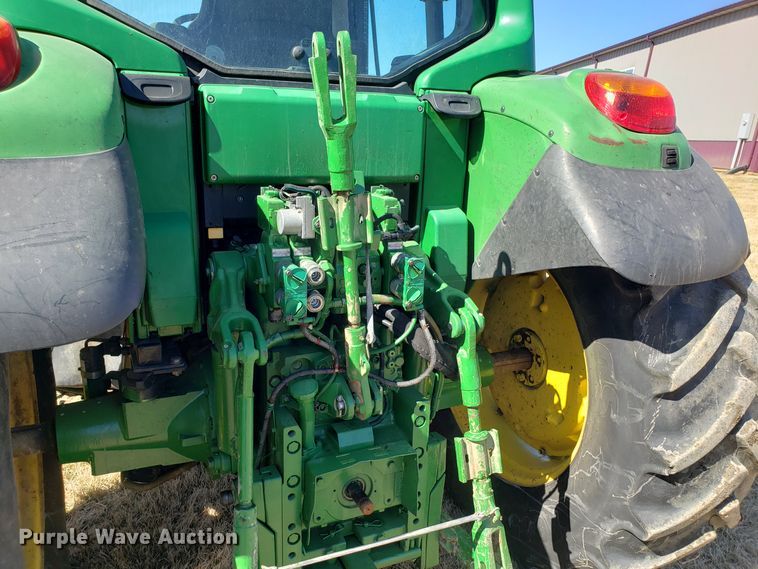 image for item DD2639 2009 John Deere 6430 Premium MFWD tractor