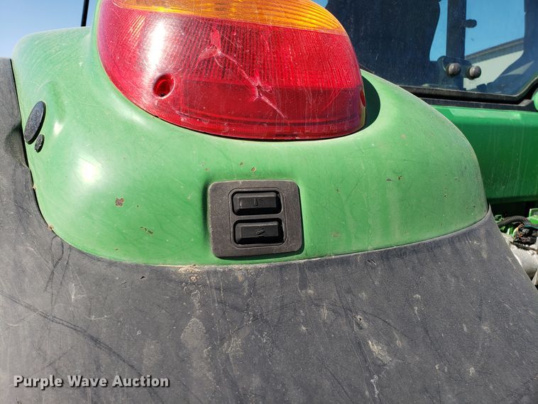 image for item DD2639 2009 John Deere 6430 Premium MFWD tractor