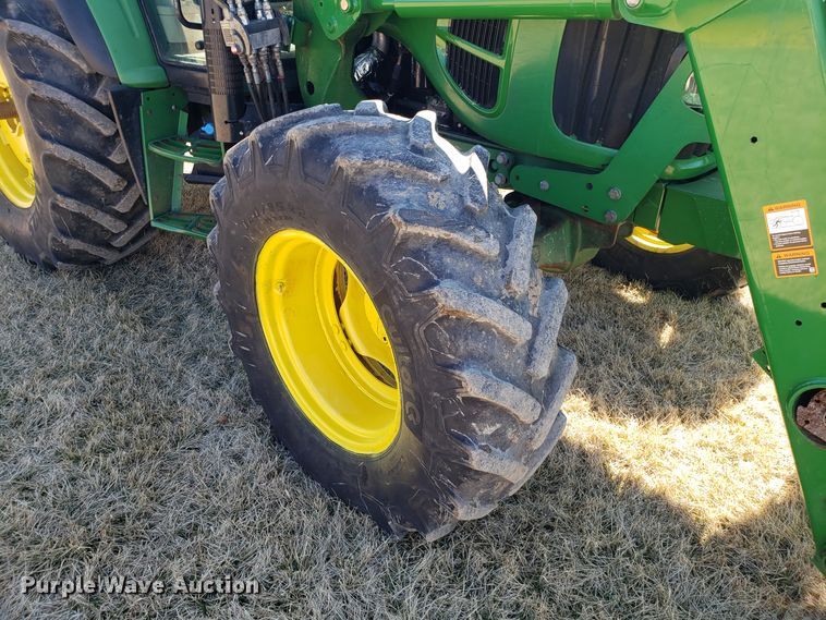image for item DD2639 2009 John Deere 6430 Premium MFWD tractor