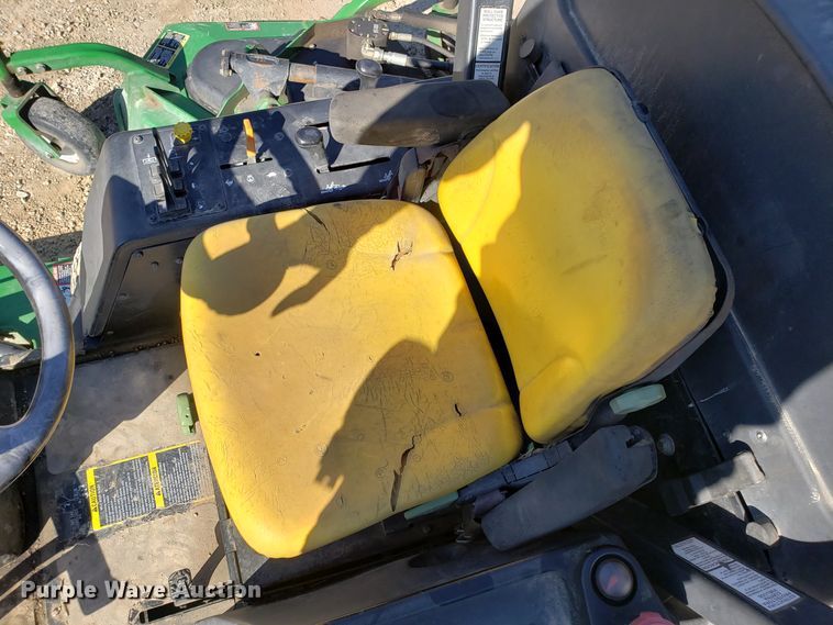 image for item DD2640 John Deere 1600 Turbo lawn mower