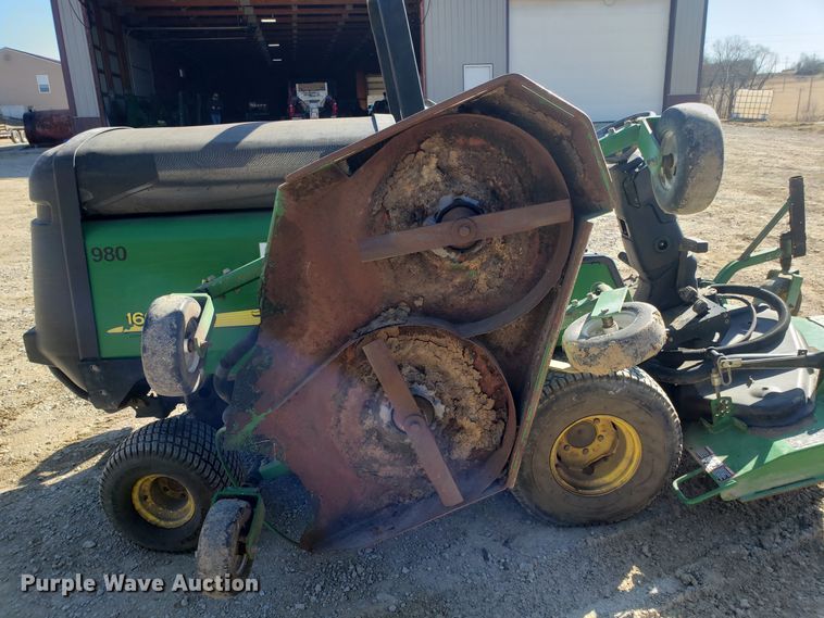 image for item DD2640 John Deere 1600 Turbo lawn mower