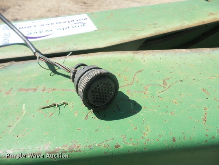 image for item DE2439 John Deere 7200 no-till planter