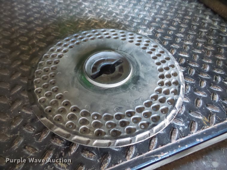 image for item DE2439 John Deere 7200 no-till planter