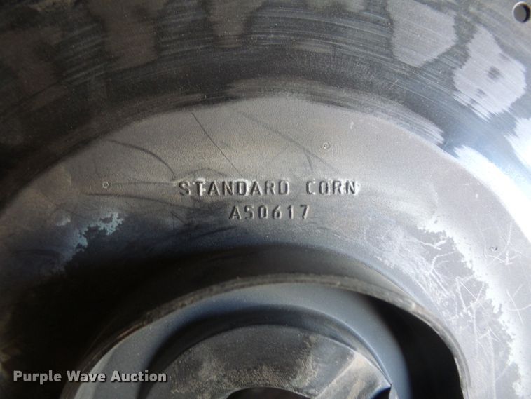 image for item DE2439 John Deere 7200 no-till planter