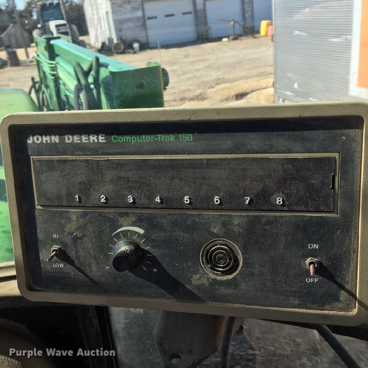 image for item DE2439 John Deere 7200 no-till planter