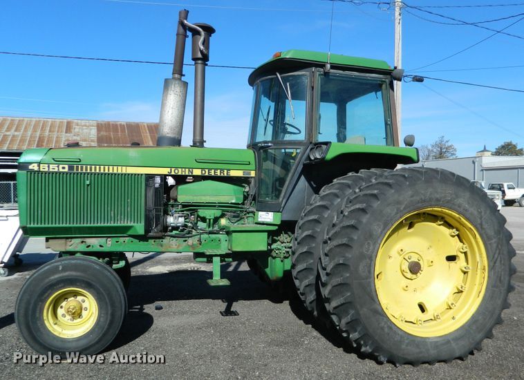 image for item DE4404 1987 John Deere 4650 tractor