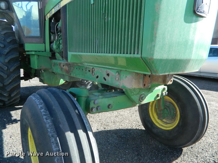 image for item DE4404 1987 John Deere 4650 tractor