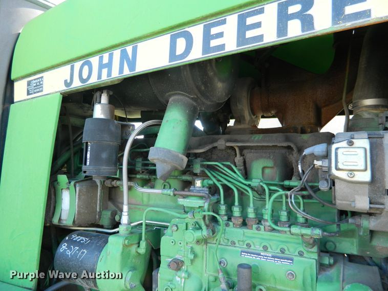 image for item DE4404 1987 John Deere 4650 tractor