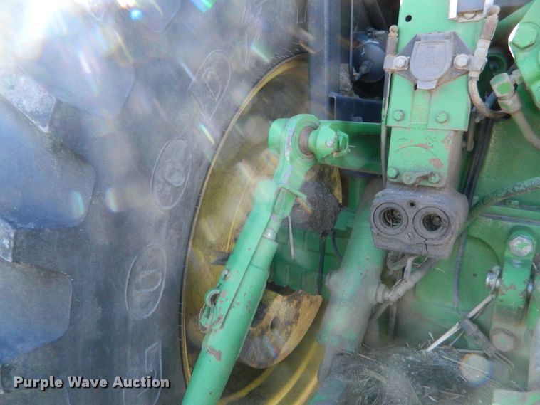 image for item DE4404 1987 John Deere 4650 tractor