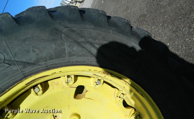 image for item DE4404 1987 John Deere 4650 tractor