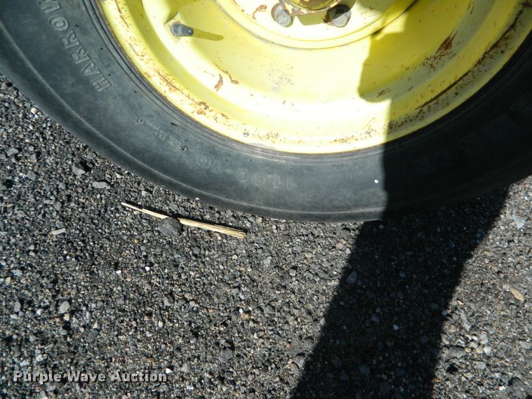 image for item DE4404 1987 John Deere 4650 tractor