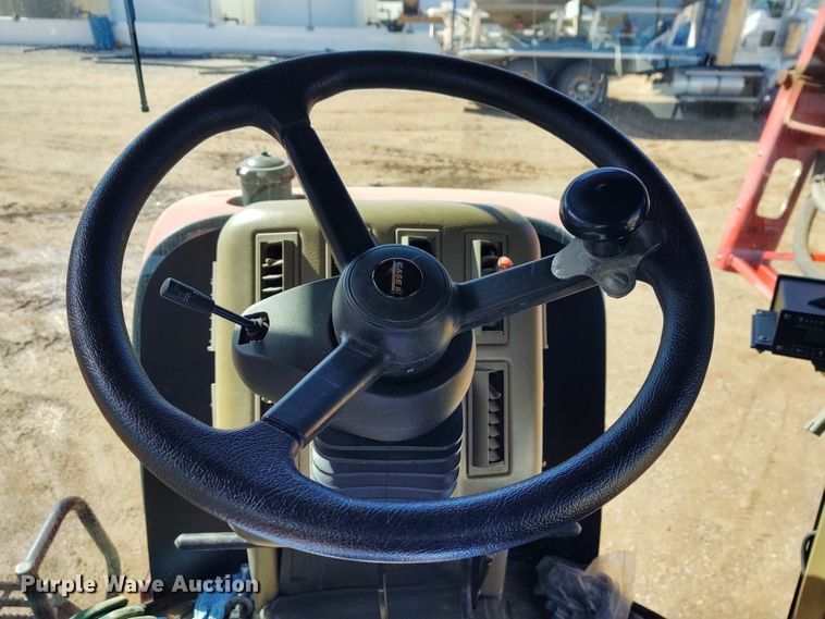 image for item DE6879 2007 Case SPX4420 sprayer