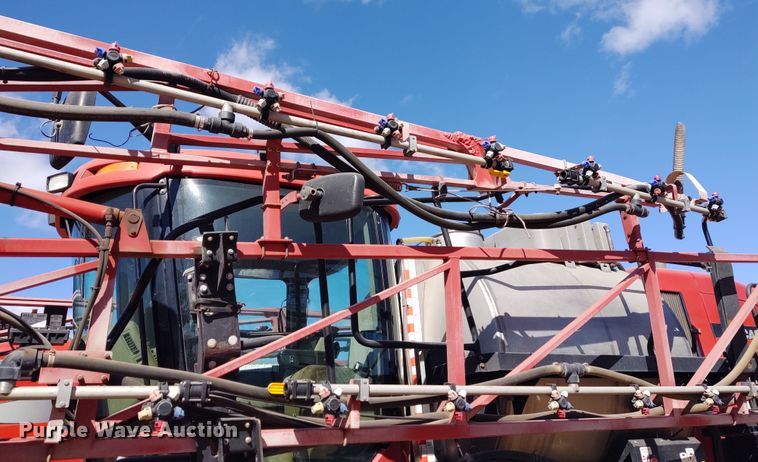 image for item DE6879 2007 Case SPX4420 sprayer