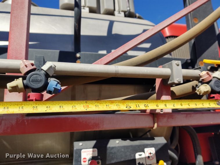 image for item DE6879 2007 Case SPX4420 sprayer