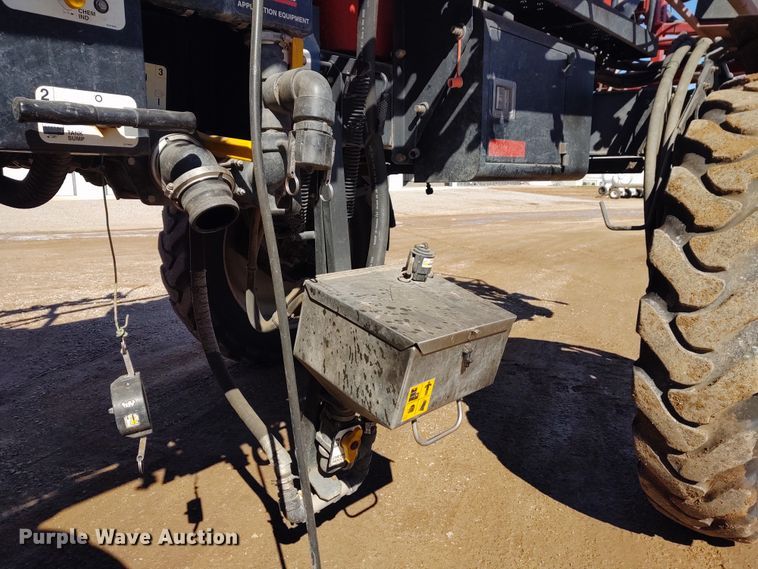 image for item DE6879 2007 Case SPX4420 sprayer