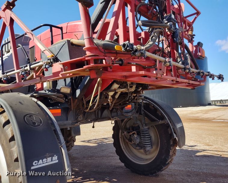 image for item DE6879 2007 Case SPX4420 sprayer