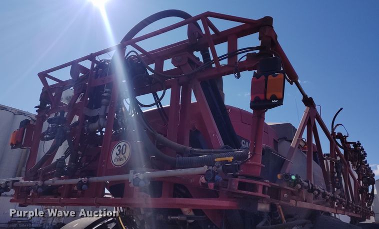 image for item DE6879 2007 Case SPX4420 sprayer