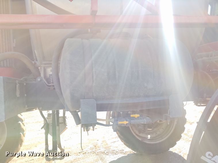 image for item DE6879 2007 Case SPX4420 sprayer