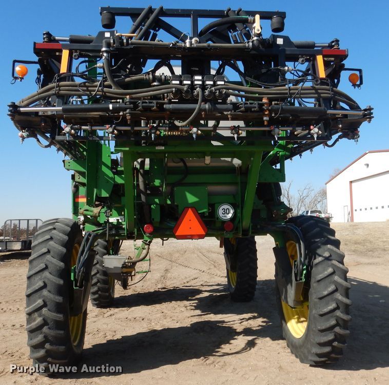 image for item DG5927 2009 John Deere 4830 sprayer