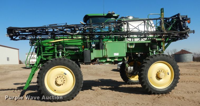 image for item DG5927 2009 John Deere 4830 sprayer