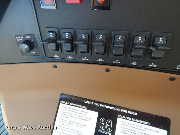 image for item DG5927 2009 John Deere 4830 sprayer