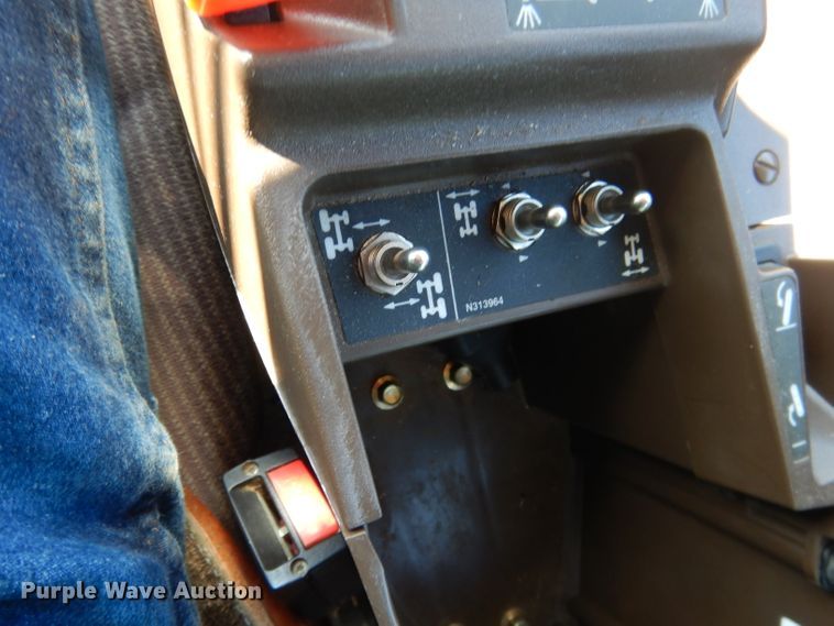 image for item DG5927 2009 John Deere 4830 sprayer