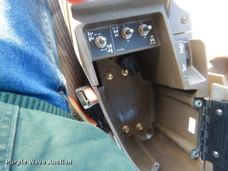 image for item DG5927 2009 John Deere 4830 sprayer