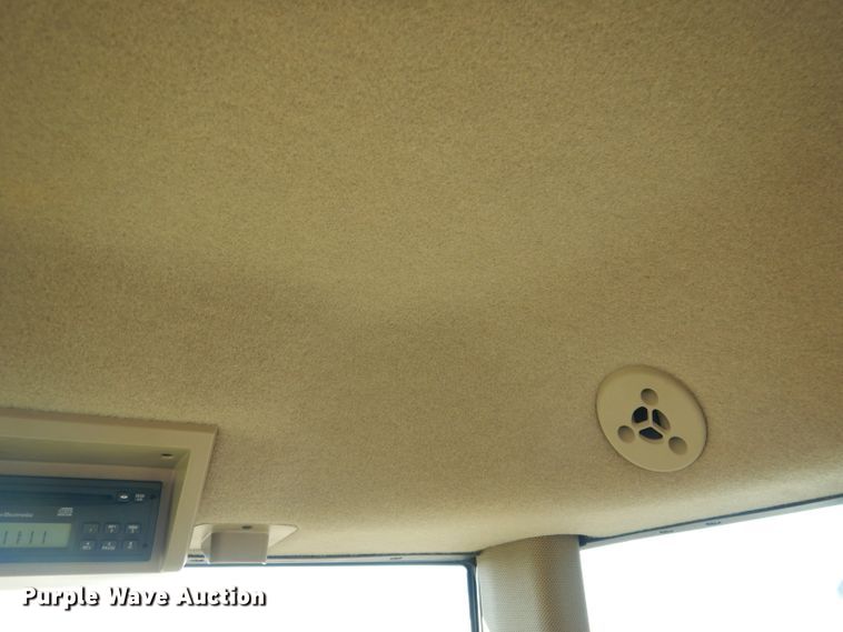 image for item DG5927 2009 John Deere 4830 sprayer