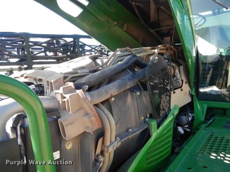 image for item DG5927 2009 John Deere 4830 sprayer
